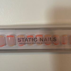 Static Nails reusable Glue-on nails - BRAND NEW!